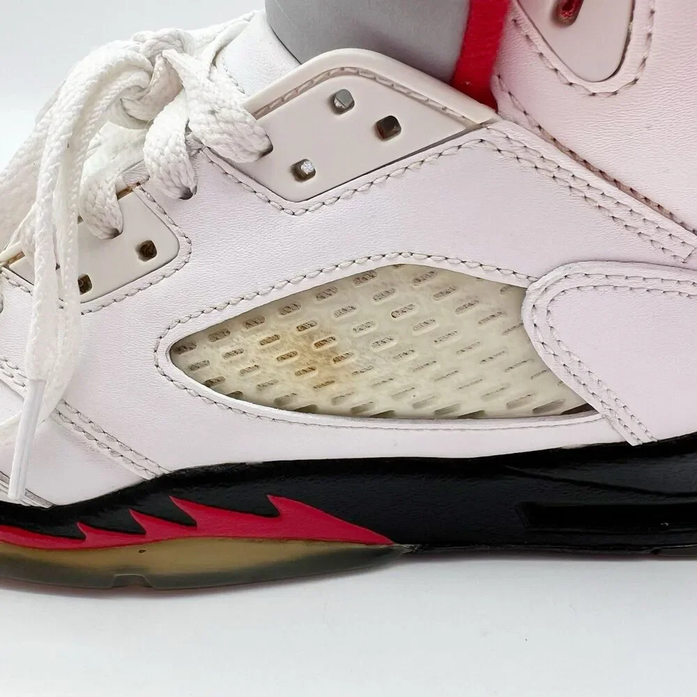 Air Jordan 5 Retro White Fire Red 440888 Unisex Lace Up Sneakers 2012 Sz Youth 7